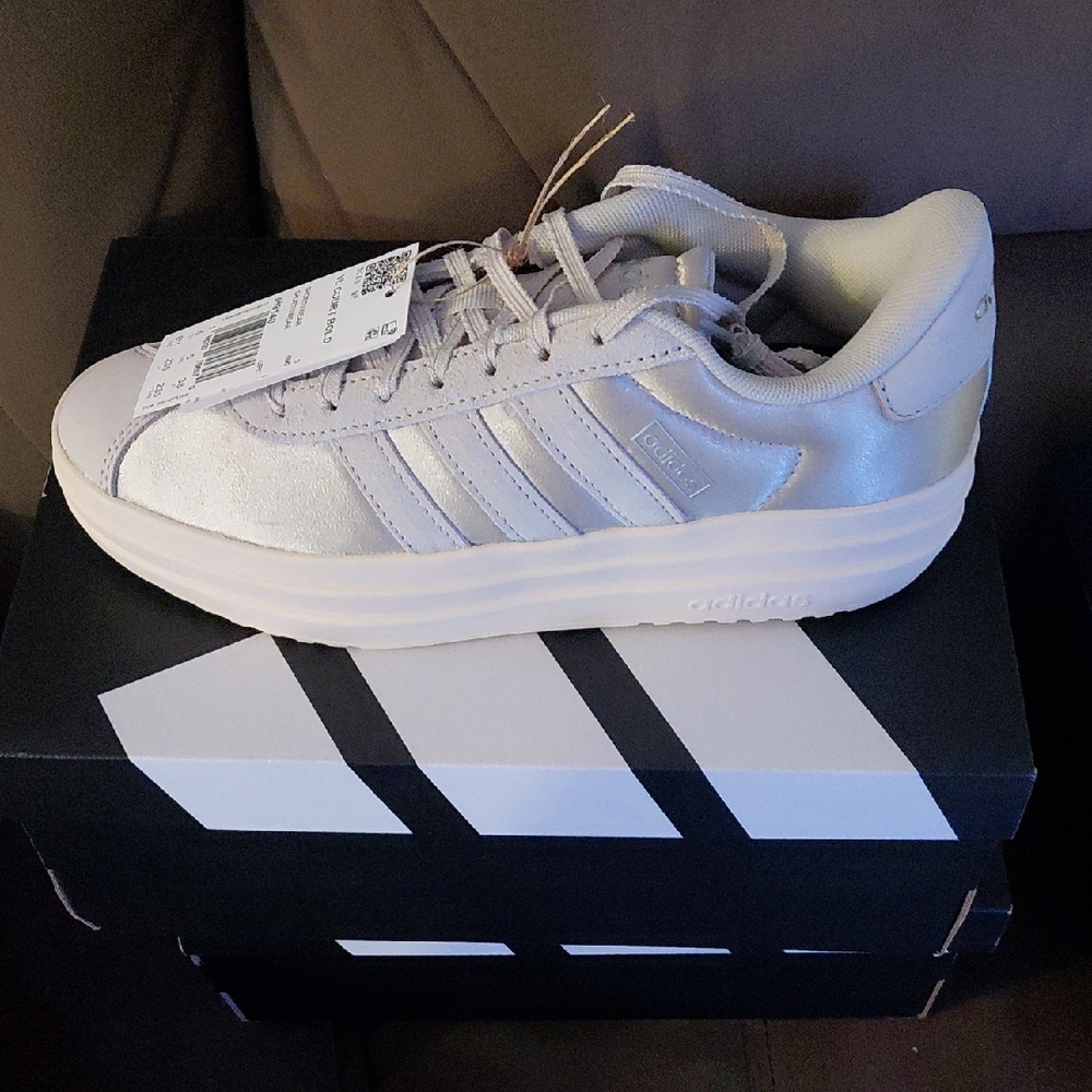 Adidas women's Grand court alpha 00s sneakers